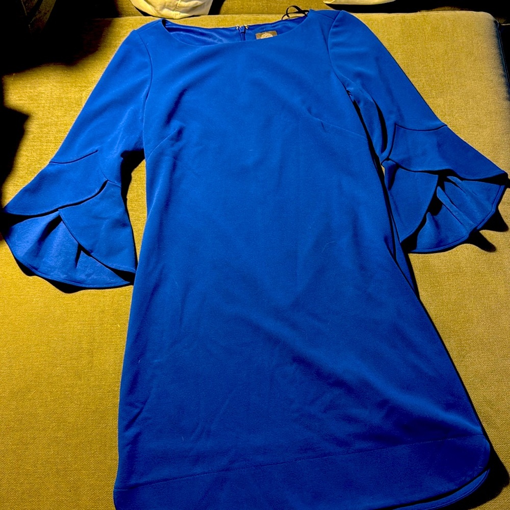 Blue Vince Camuto dress size 4